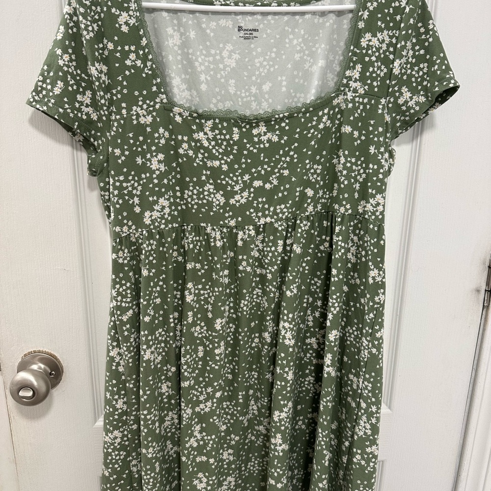 No Boundaries Green Floral Midi Dress